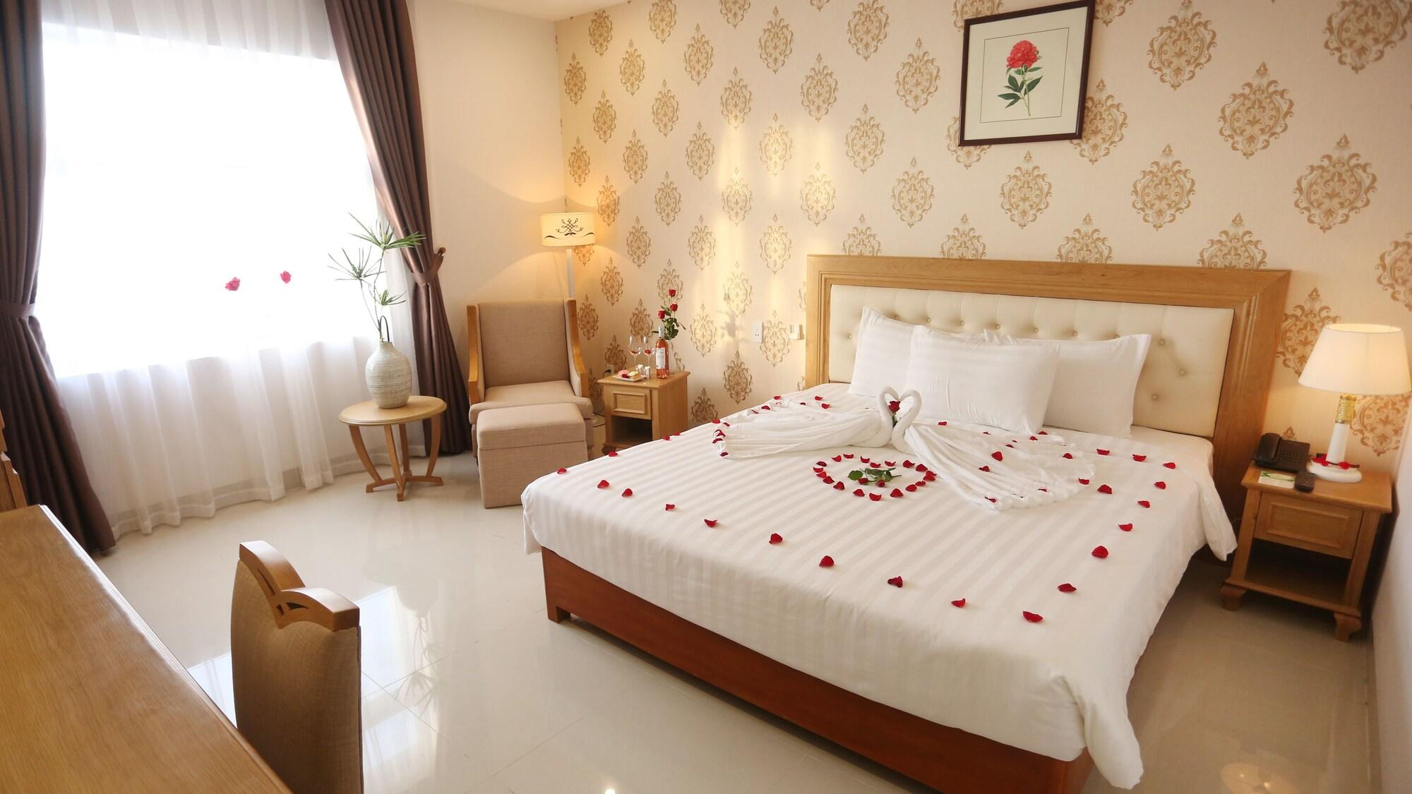 Royal Family Hotel Đà Nẵng Extérieur photo