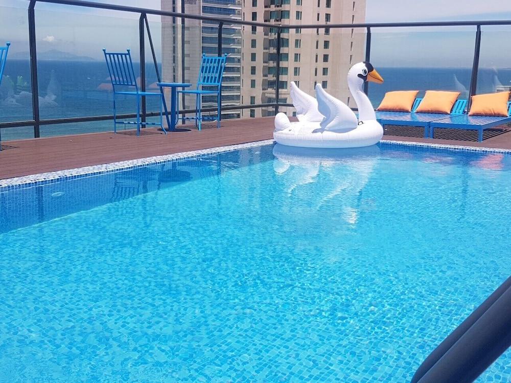 Royal Family Hotel Đà Nẵng Extérieur photo